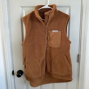 COLUMBIA Holly Hideaway Vest- Camel Brown (NEW without tags)
